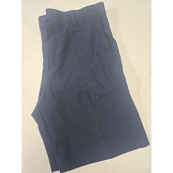 IZOD‎ Men's Golf Stretch Shorts Navy Blue Size 34 Nylon Side Zipper Pockets - Picture 1 of 9